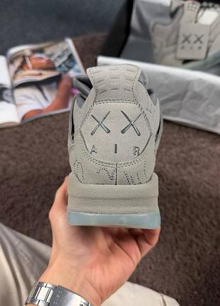 Kaws x air jordan 4 retro 'cool grey' 5