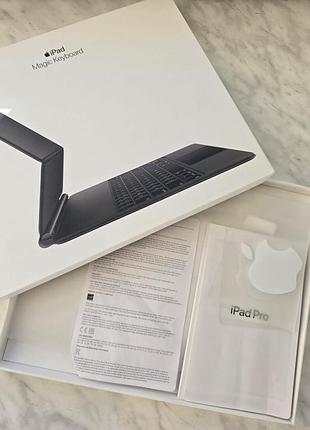Клавіатура apple magic keyboard (black) ipad pro 12.9 (3,4,5,6 gen) a 2480/mjqk3ua, стан ідеальн