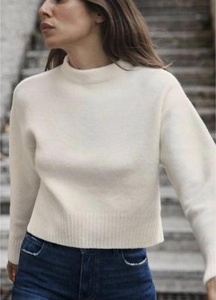 Светр жіночий zara укорочений молочний
