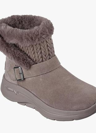 Женские зимние ботинки skechers go walk arch fit-true embrace