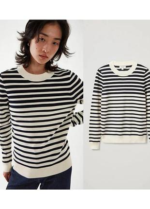 Бавовняний джемпер жіночий cos striped knitted top оверсайз джемпер в полоску чорно біла кофта