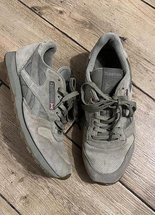 Кросівки замшеві reebok