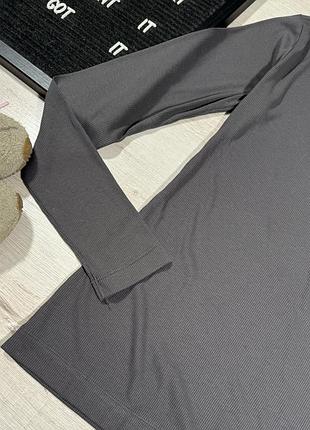 Лонгслів в рубчик uniqlo 4