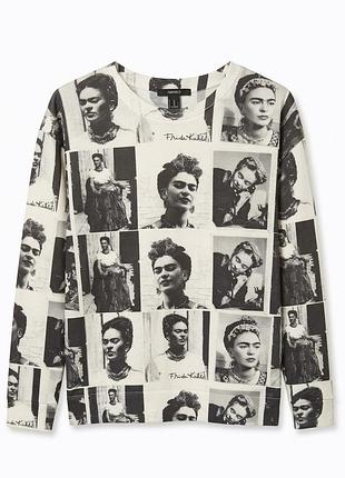 Легкий світшот forever 21 з принтом фріда кало / frida kahlo (розмір s) чорно-білий джемпер лонгслів з портретами