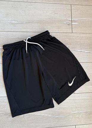 Шорти підліткові на хлопчика р-р s nike dri fit
