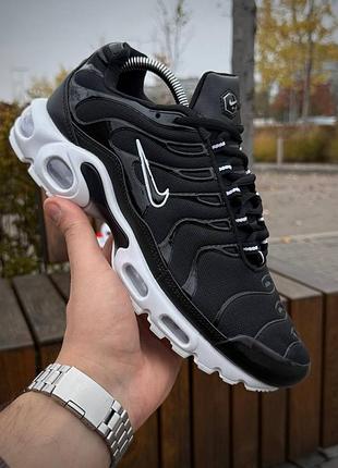Nike air tn plus