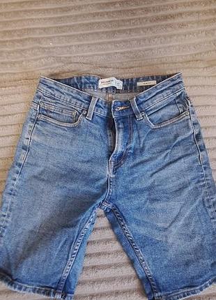 Чоловічі джинсові шорти pull&bear slim fit сині eur 36