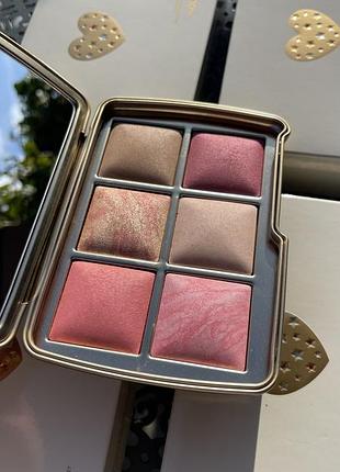 Hourglass ambient lighting edit unlocked - love