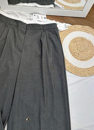 Нові брюки bershka 3