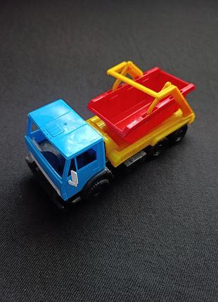 Детская игрушка коммунальная машина