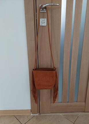 Маленька з бахромою сумка 👜