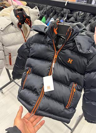 Дитяча зимова куртка hermes стьобана з капюшоном чорна