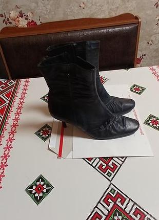 Полусапожки женские