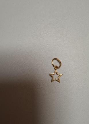 Золотой кулон, золото