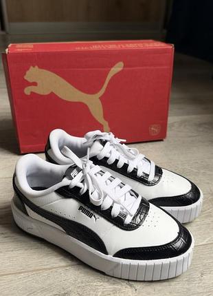 Кросівки жіночі puma carina mia croc білі з чорним