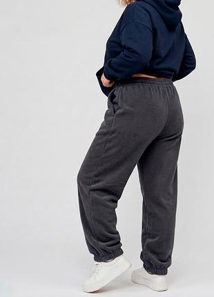 Джоггеры женские plus size флисовые на манжетах