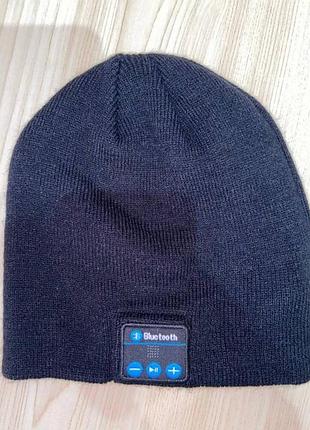 Шапка с bluetooth гарнитурой 2