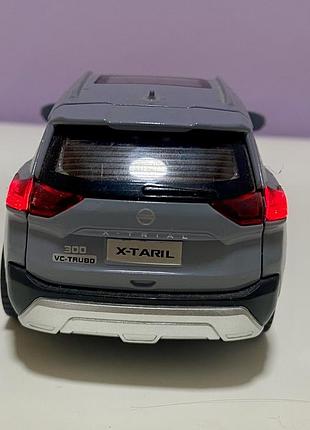 Машинка nissan x-trail 4