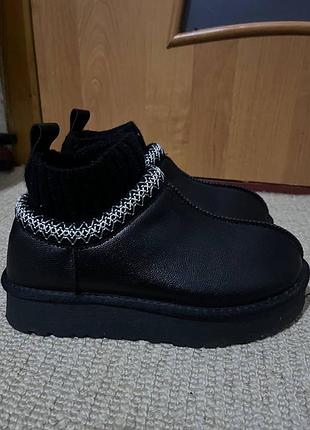 Уггі жіночі ugg чорні на платформі з трикотажною вставкою