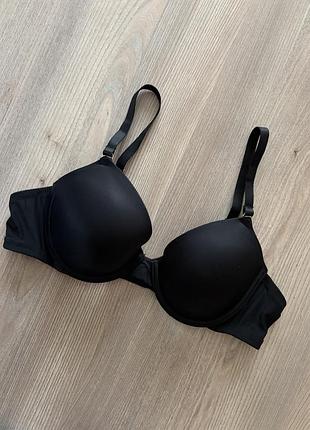 Чорний класичний гладенький бюстгальтер primark