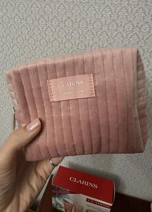 Косметичка clarins