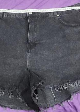 Жіночі джинсові мінішорти чорні з бахромою boohoo
