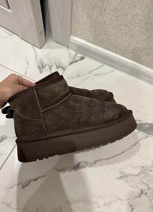 Уггі жіночі ugg коричневі замшеві на платформі