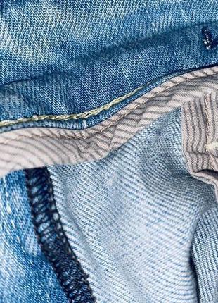 Крутые джинсовые шорты tommy hilfiger  оригинал все лого выбиты на пуговицах3 фото