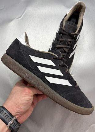 Кроссовки adidas sala court
