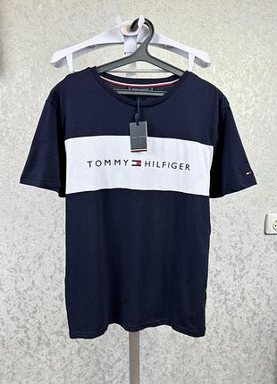 Мужская футболка tommy hilfiger block logo оригинал / размер м/l