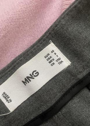 Жіночі брюки зі стрілками mango 7