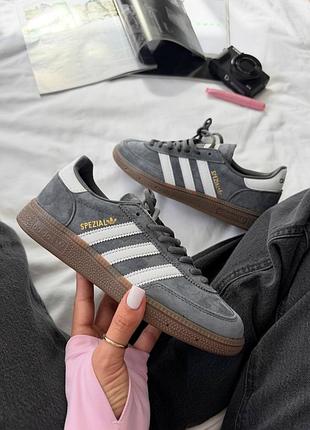 Женские кроссовки adidas spezial grey