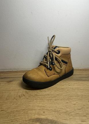 Дитячі черевики timberland бежеві на шнурівці