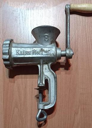 Винтажная большая и тяжелая мясорубка kaiser hoff 8.
