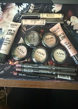 Лот косметики nyx нова запакована тіні румʼяна, хайлайтери, олівці для губ