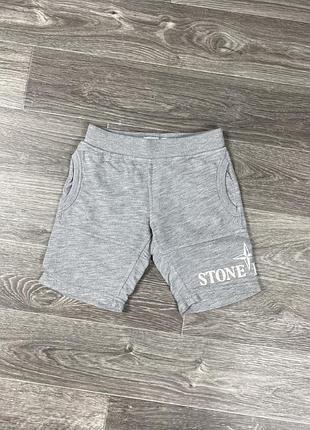 Дитячі шорти stone island 4/102 см в гарному стані, оригінал на 4 рочки