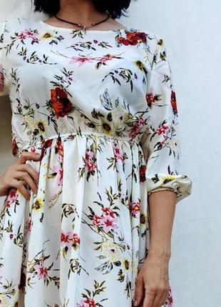Красиві у квіти 💐 плаття 👗