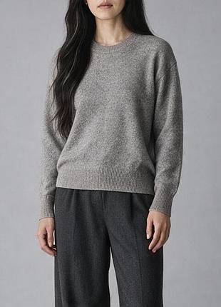 Uniqlo женский оригинальный шерстяной свитер !