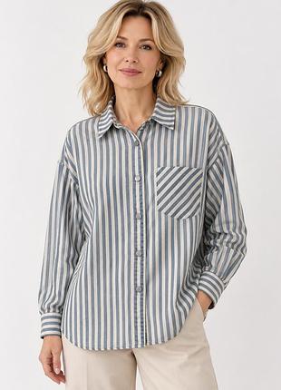 ​​жіноча джинсова сорочка vero moda у синьо-білу вертикальну смужку.  - ,.має вільний крій (оверсайз)