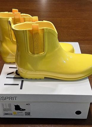 Яскраві жіночі гумові ботильйони-челсі esprit