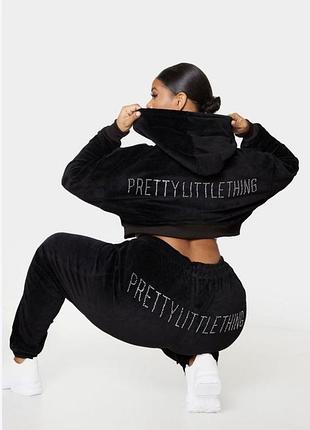 Худі жіноче prettylittlething вкорочене на змійці чорне