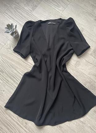 Чорна сукня zara трапеція рукав ліхтарик розмір l