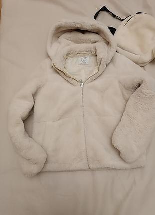 Куртка primark для дівчинки 9-10 років кремова з рюкзаком