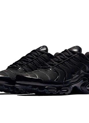 Кроссовки подростковые nike air max plus'triple black'