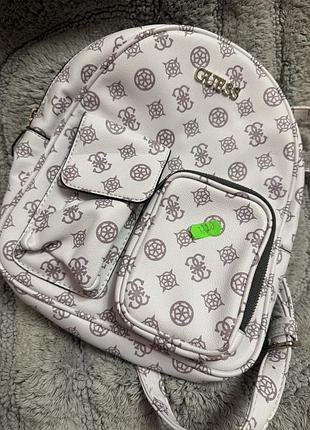 Рюкзак жіночий guess оригінал ( вис 26,шир 24,дно 8 см)