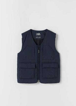 Утеплений демісезонний жилет zara kids (розмір 120, 6–7 років), синій