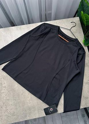 Лонгслів чорного кольору з отвором для пальчика ieccp