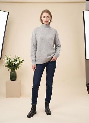 Свитер asos design из шерсти ягненка, светло-серый, оверсайз unisex