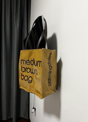 Сумка medium brown bag від bloomingdale’s