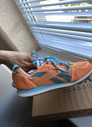 Кросівки reebok 37,5